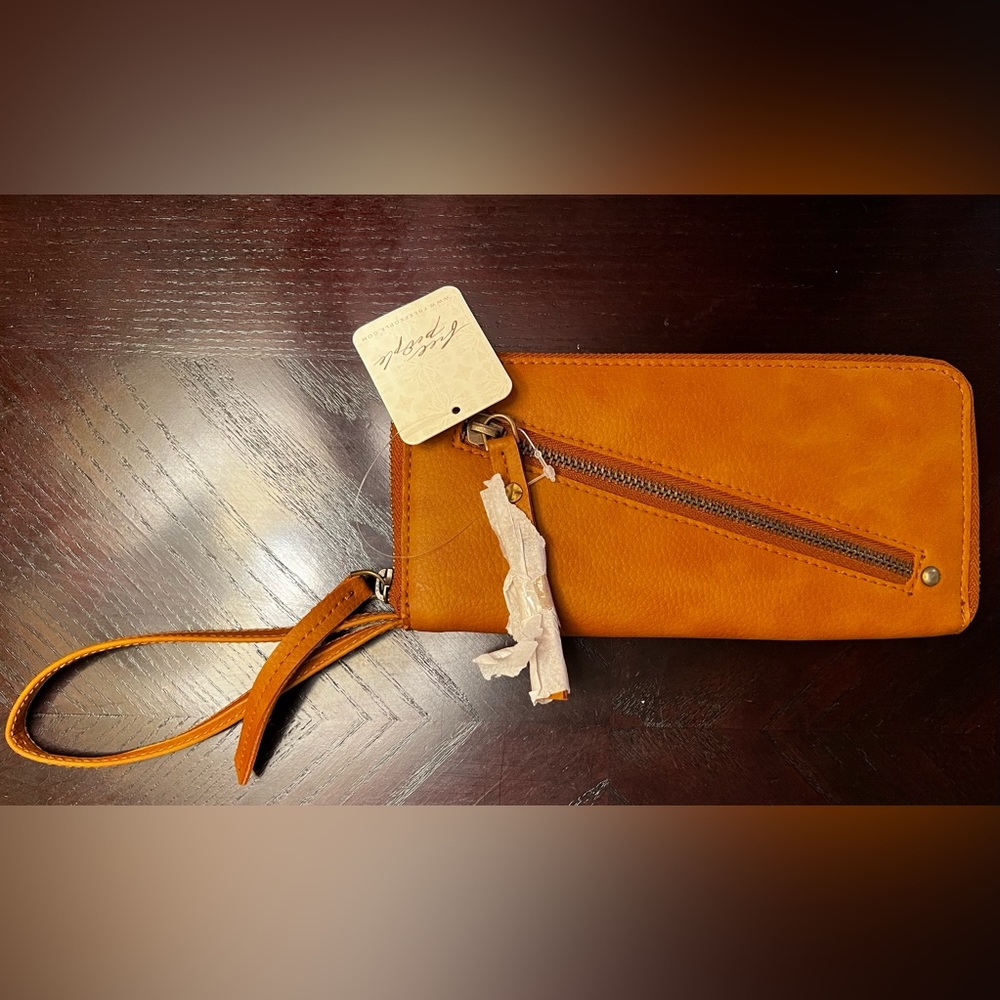 Free People Distressed Vegan Leather Zip Wallet, Brown